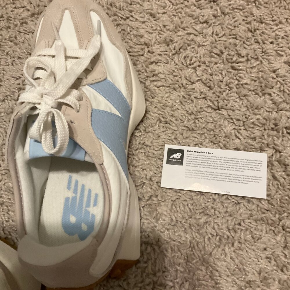 New Balance 327 Women Sneakers Lifestile Grey White Blue. Size: US 6 1/2M. - Picture 4 of 10